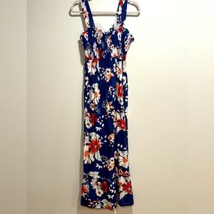 Isabel Maternity Maxi Dress M Blue Floral Smocked Tiered Sun Dress Sleeveless